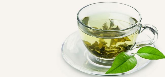 10 maneras sencillas en las que el té verde puede ayudar a reducir el acné