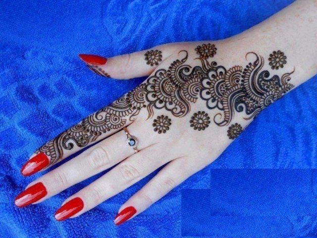 Últimas-paquistaníes-henna-Mehndi-Designs-11-1