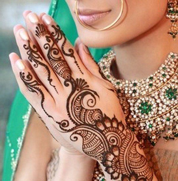 15 Clásico y hermosos diseños mehndi / henna que es fácil de tratar