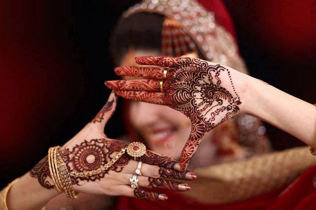 15 diseños clásicos de henna / mehandi para sus hermosas manos