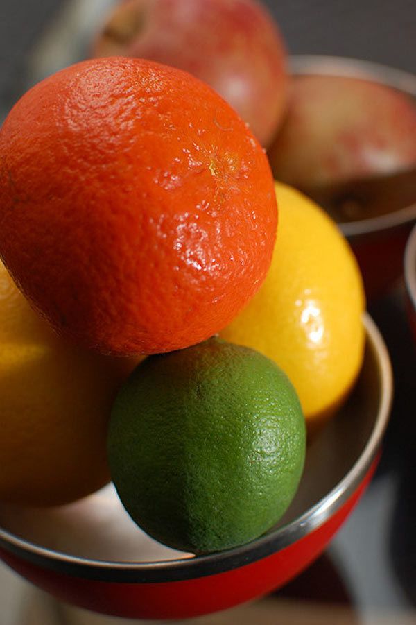 Naranja, lima, limón para la piel grasa