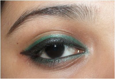 verde y negro del eyeliner del maquillaje 1