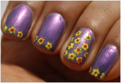 diseños de uñas de flores sencilla