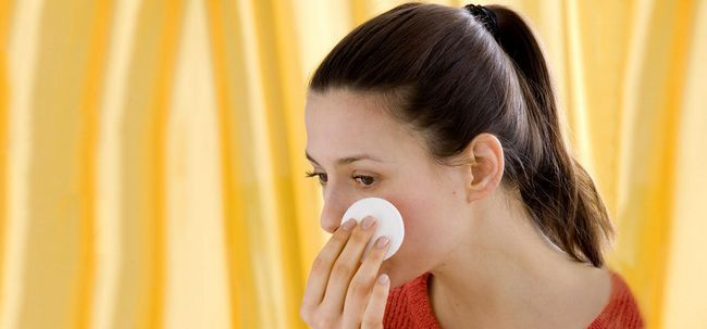6 pasos simples de usar peróxido de hidrógeno para tratar el acné