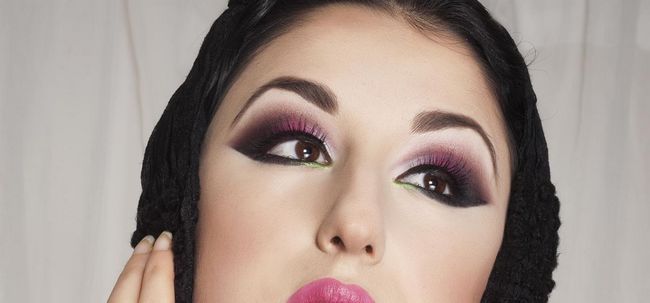 7 pasos a seguir para crear esta impresionante maquillaje árabe de ojos