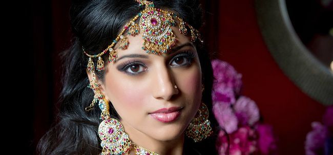 Los mejores artistas de maquillaje de novia en la India - Nuestro Top 11