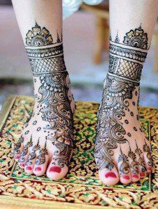 Henna / diseños mehndi para piernas con fotos