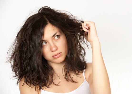 Los mejores remedios caseros para tratar el cabello seco - razones para el cabello seco