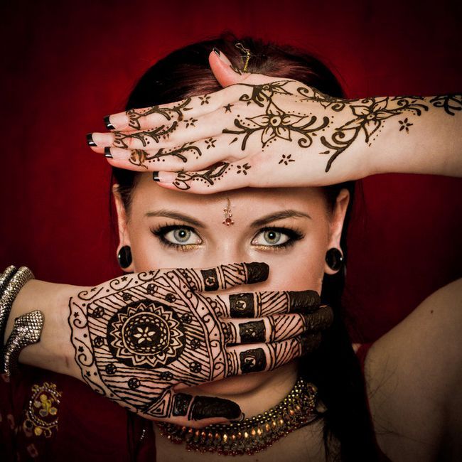 Los mejores diseños mehndi / henna para su participación