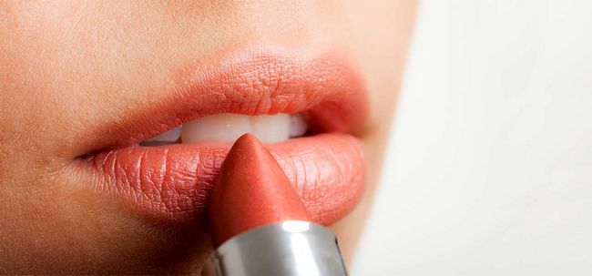 Las mejores barras de labios rosados ​​disponible en la India - Nuestro Top 10