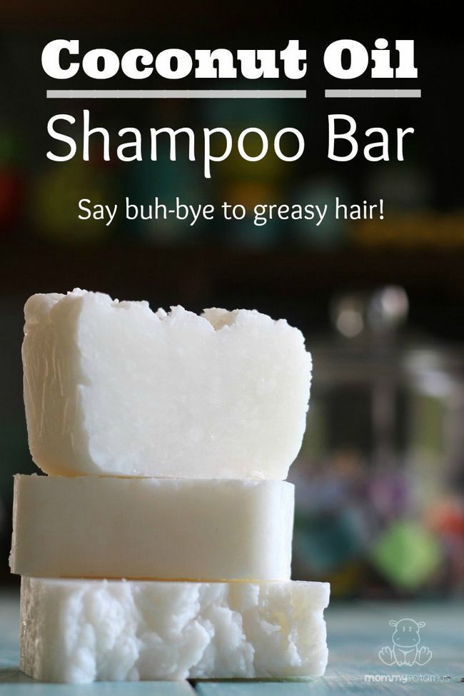 Champú receta bar que hidrata suavemente sin dejar el cabello pesado o grasienta. Sólo tres ingredientes!