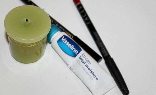 DIY - Increíble manera de reutilizar viejos y secos los ojos Y Lápices labiales