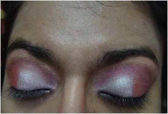 sombra de ojos de color rosa maquillaje 5