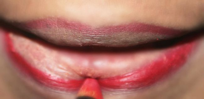 Flawless Makeup Lipstick Tutorial (4)