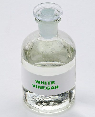 botella de vinagre blanco