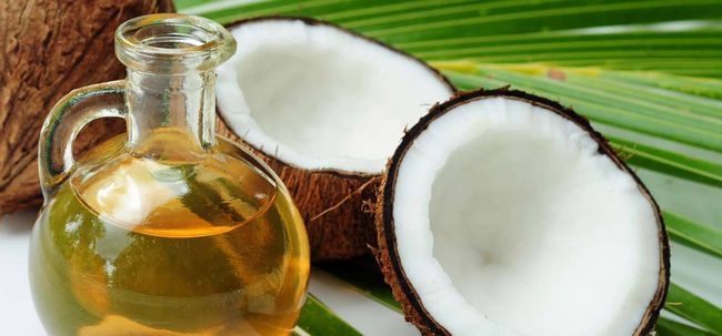 ¿Cómo funciona la pérdida de aceite de coco ayudan a prevenir pelo?