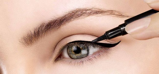Cómo aplicar Eyeliner Perfectamente