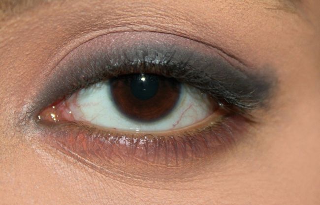 Kareena Kapoor Inspirado maquillaje de ojos (5)