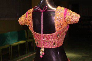 Diseño de la blusa para Pattu saris 5