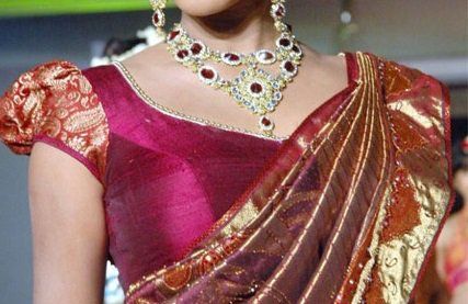 Diseño Top blusa para pattu saris # 9