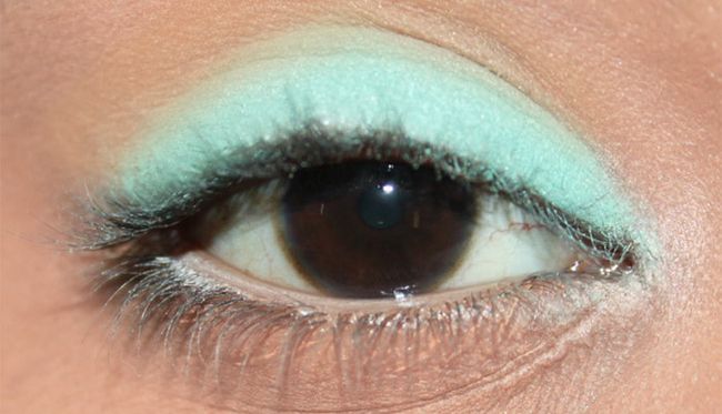 Maquillaje de ojos Mint tutorial Look-(2)