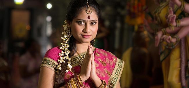 Maquillaje Tamil Nupcial - tutorial paso a paso Con Fotos