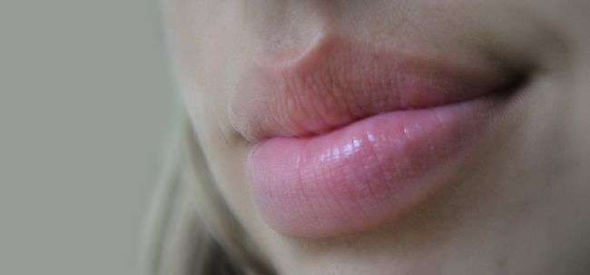 Los 10 mejores consejos de belleza para labios secos