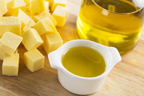 el aceite de oliva para la mantequilla