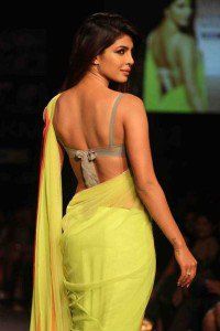 Diseño de la blusa de la sari llano 7