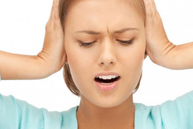¿Qué es el tinnitus Señale sus síntomas, causas y soluciones