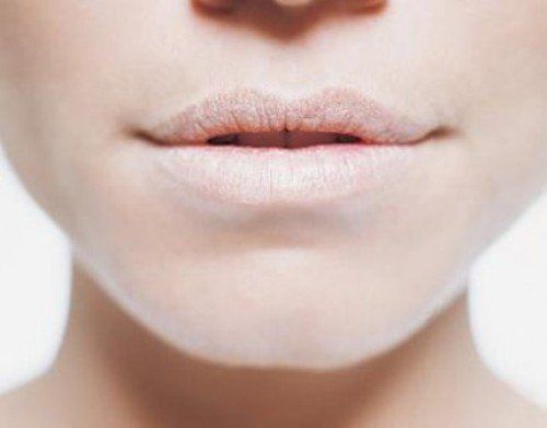 Consejos cuidado de los labios de invierno para tratar los labios secos y agrietados