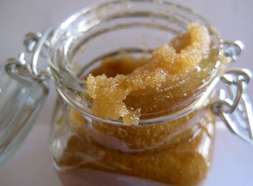 línea del bikini exfoliante de miel hypehair