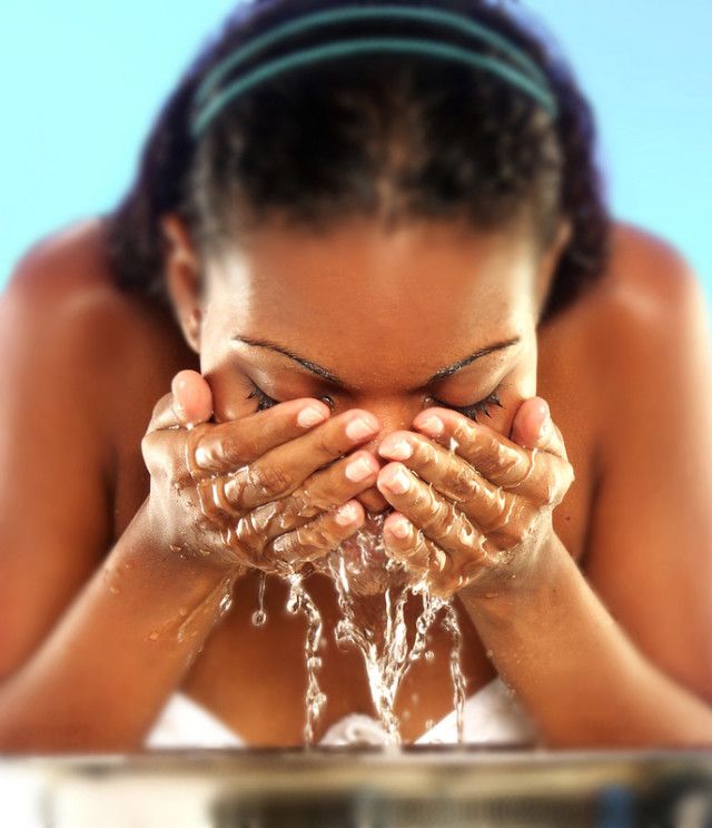 Resoluciones belleza: Lavarse la cara