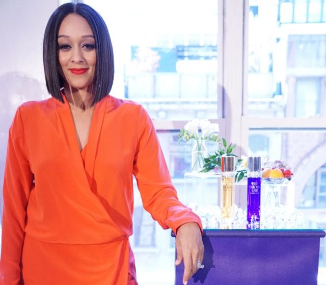 Tia Mowry | White Diamonds Lustre